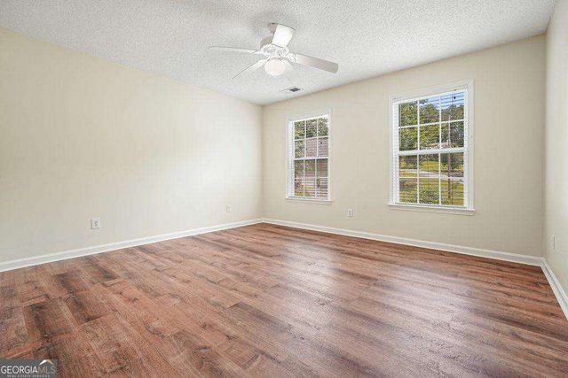 12 Paces Lakes Overlook, Dallas, GA 30157