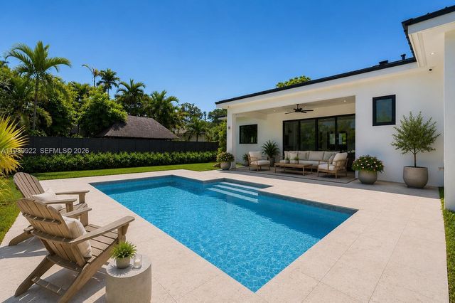 6221 SW 60th St, South Miami, FL 33143