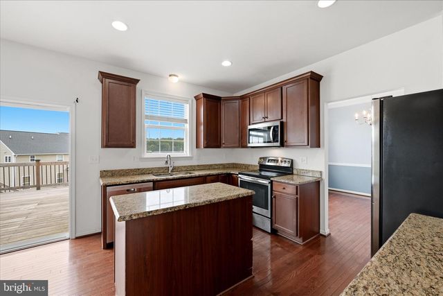 116 CELADON DR, Martinsburg, WV 25403