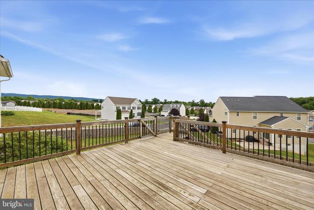 116 CELADON DR, Martinsburg, WV 25403