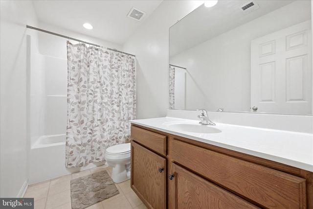 116 CELADON DR, Martinsburg, WV 25403