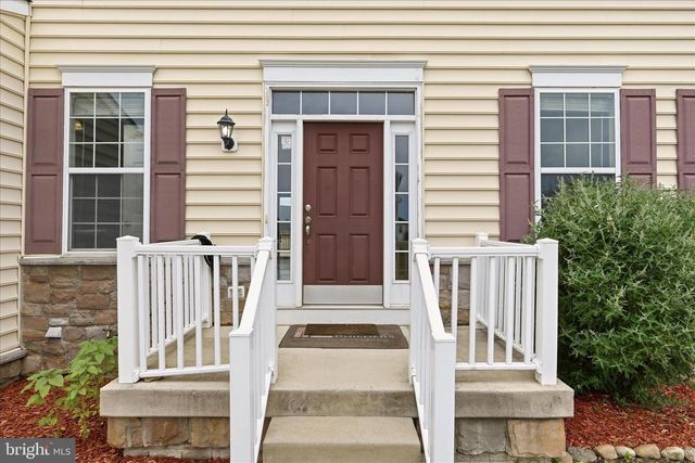 116 CELADON DR, Martinsburg, WV 25403