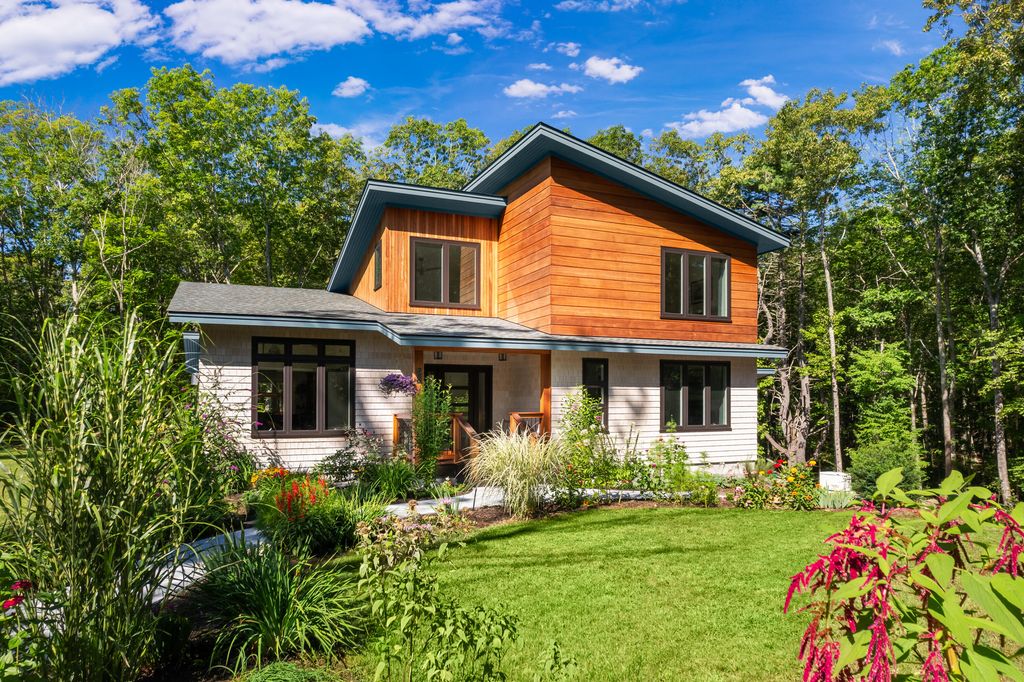 92 Flynn Lane, Ogunquit, ME 03907 — photo 2