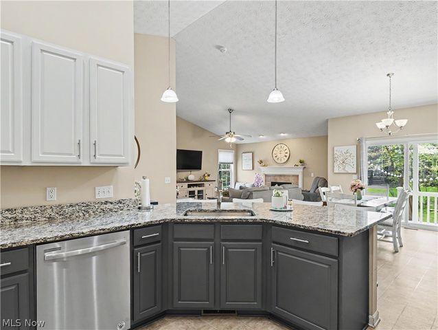 38122 Rocky Run Court, North Ridgeville, OH 44039