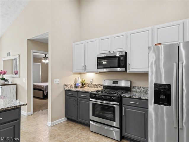 38122 Rocky Run Court, North Ridgeville, OH 44039