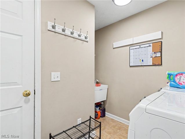 38122 Rocky Run Court, North Ridgeville, OH 44039