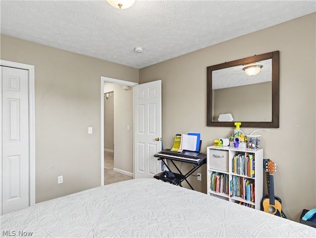 38122 Rocky Run Court, North Ridgeville, OH 44039