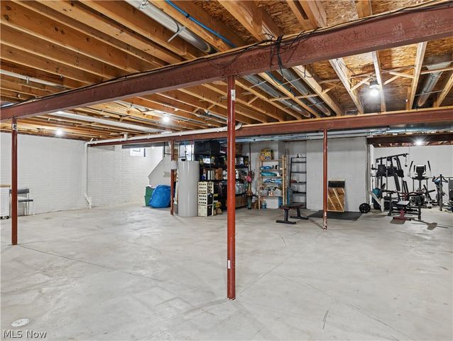 38122 Rocky Run Court, North Ridgeville, OH 44039