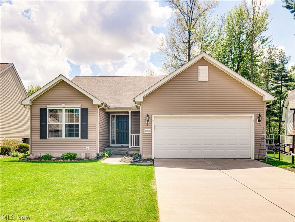 38122 Rocky Run Court, North Ridgeville, OH 44039