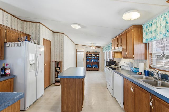 1700 Cumberland Valley Rd, Erin, TN 37061