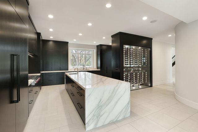 1630 Ridge Road, Highland Park, IL 60035