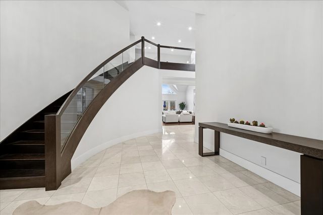 1630 Ridge Road, Highland Park, IL 60035