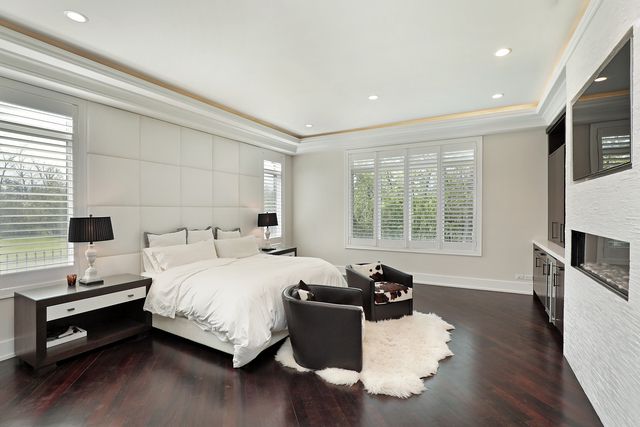 1630 Ridge Road, Highland Park, IL 60035