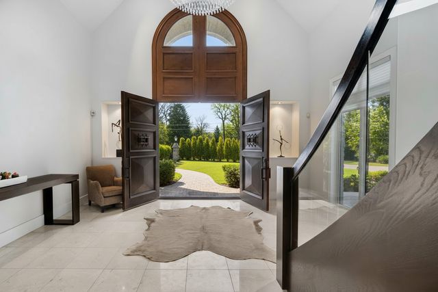 1630 Ridge Road, Highland Park, IL 60035