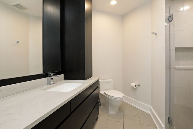 1630 Ridge Road, Highland Park, IL 60035