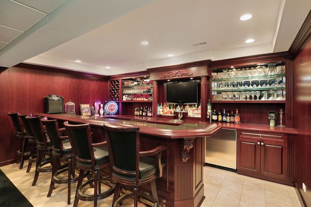 1630 Ridge Road, Highland Park, IL 60035