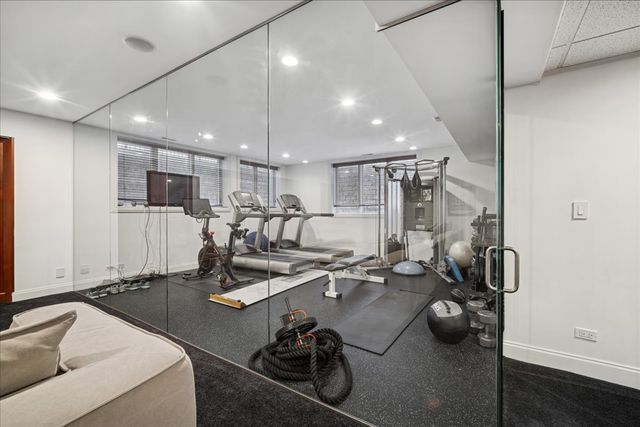 1630 Ridge Road, Highland Park, IL 60035