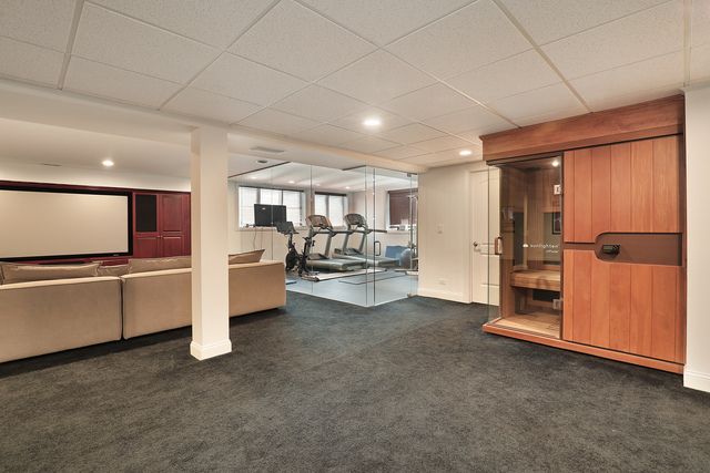 1630 Ridge Road, Highland Park, IL 60035