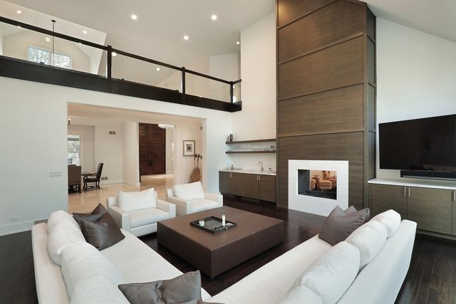 1630 Ridge Road, Highland Park, IL 60035