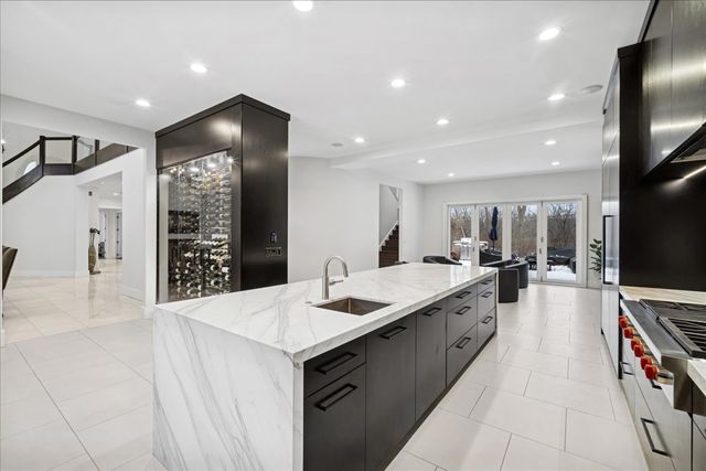 1630 Ridge Road, Highland Park, IL 60035