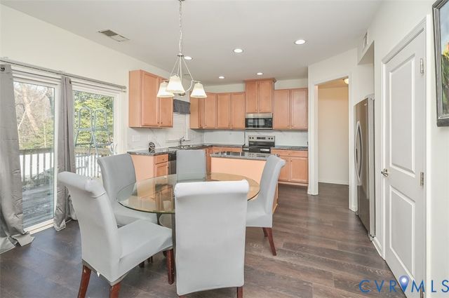 4024 Cameron Rd, Hopewell, VA 23860