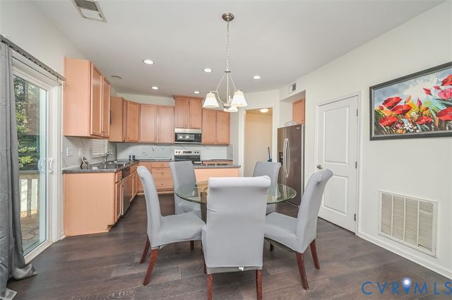 4024 Cameron Rd, Hopewell, VA 23860