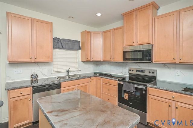 4024 Cameron Rd, Hopewell, VA 23860