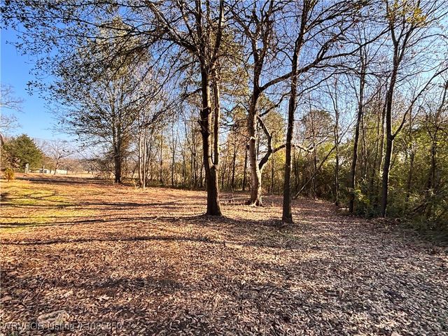 614 Alma Drive, Alma, AR 72921