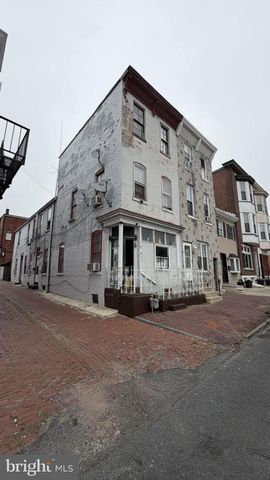 911 WALNUT, Reading, PA 19601