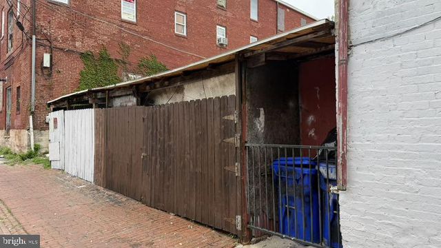 911 WALNUT, Reading, PA 19601