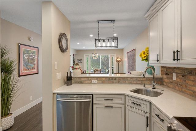 8878 SE Riverfront Terrace, Jupiter, FL 33469