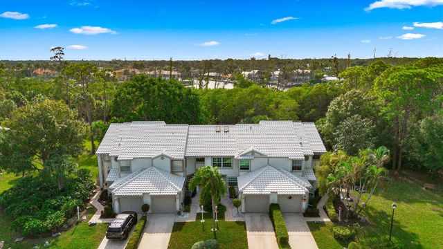 8878 SE Riverfront Terrace, Jupiter, FL 33469