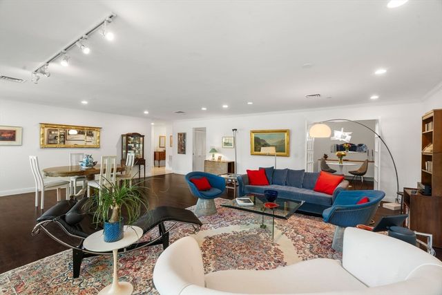 241 Perkins Street C 403, Boston, MA 02130