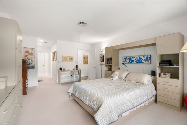 241 Perkins Street C 403, Boston, MA 02130