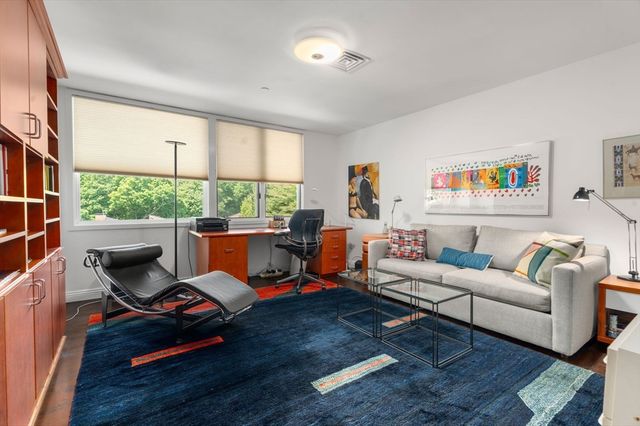 241 Perkins Street C 403, Boston, MA 02130