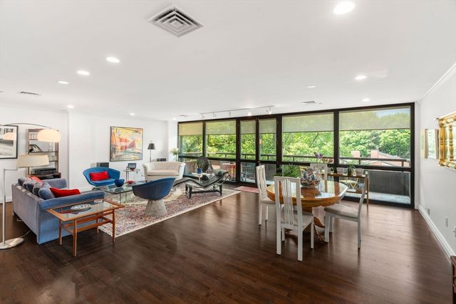 241 Perkins Street C 403, Boston, MA 02130