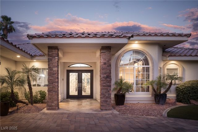 2596 Sun Reef Road, Las Vegas, NV 89128