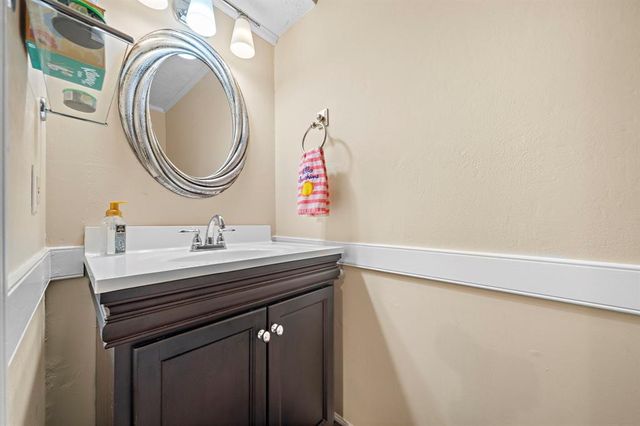 19719 Sweet Forest Lane, Humble, TX 77346