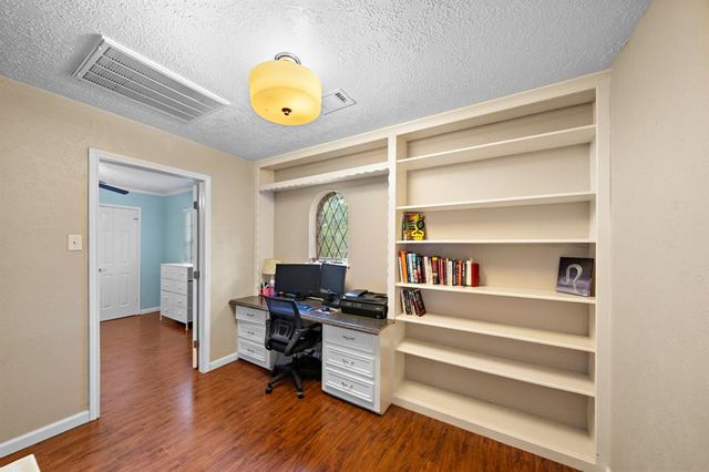 19719 Sweet Forest Lane, Humble, TX 77346