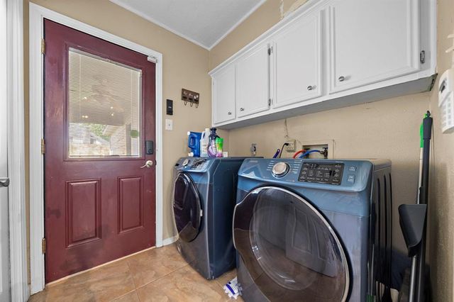 19719 Sweet Forest Lane, Humble, TX 77346