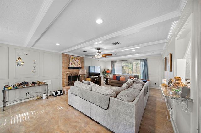 19719 Sweet Forest Lane, Humble, TX 77346