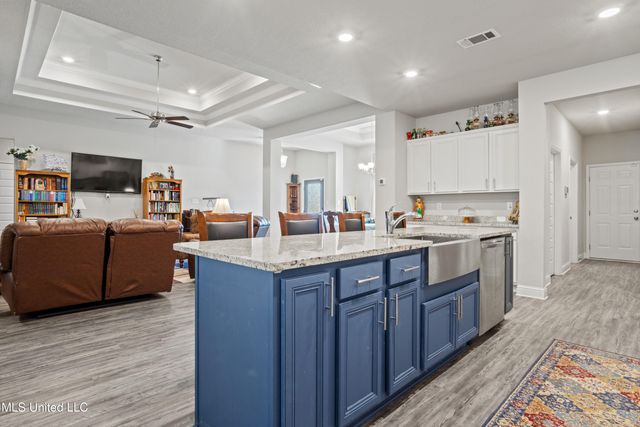 6448 Chickory Way, Ocean Springs, MS 39564