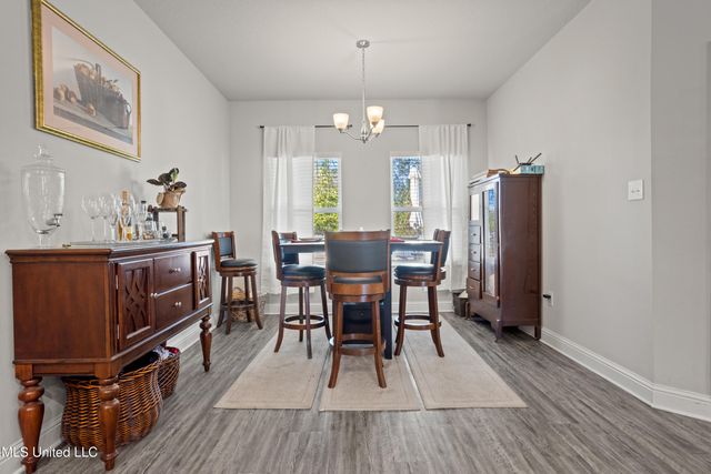 6448 Chickory Way, Ocean Springs, MS 39564