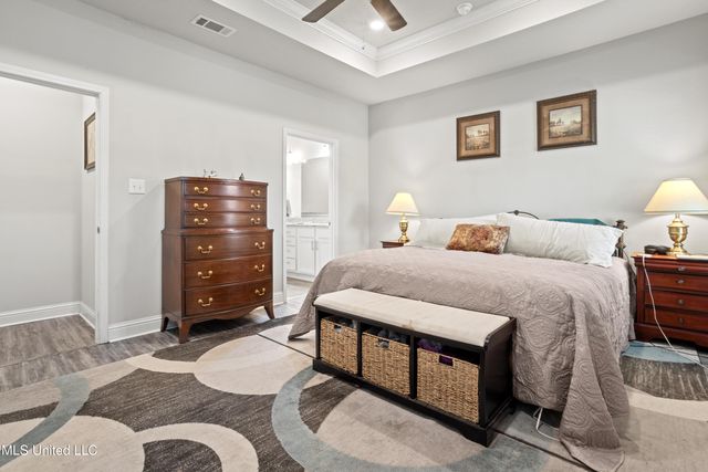 6448 Chickory Way, Ocean Springs, MS 39564