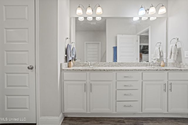 6448 Chickory Way, Ocean Springs, MS 39564