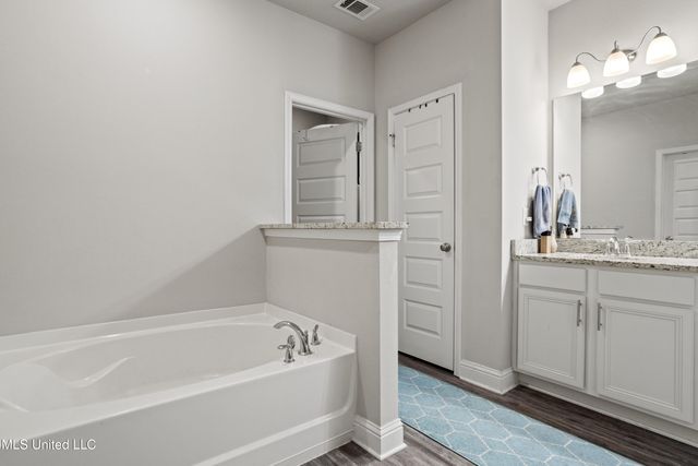 6448 Chickory Way, Ocean Springs, MS 39564