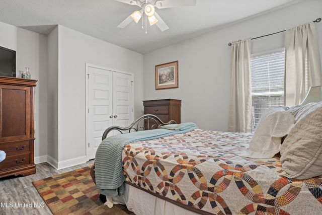 6448 Chickory Way, Ocean Springs, MS 39564