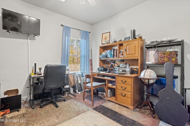 6448 Chickory Way, Ocean Springs, MS 39564