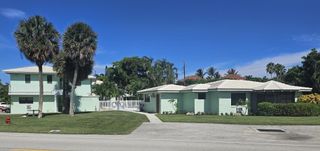 5615 N Ocean Boulevard 10, Ocean Ridge, FL 33435