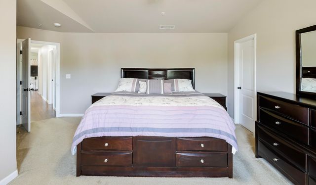 3297 Bridgewater Court, Redding, CA 96003